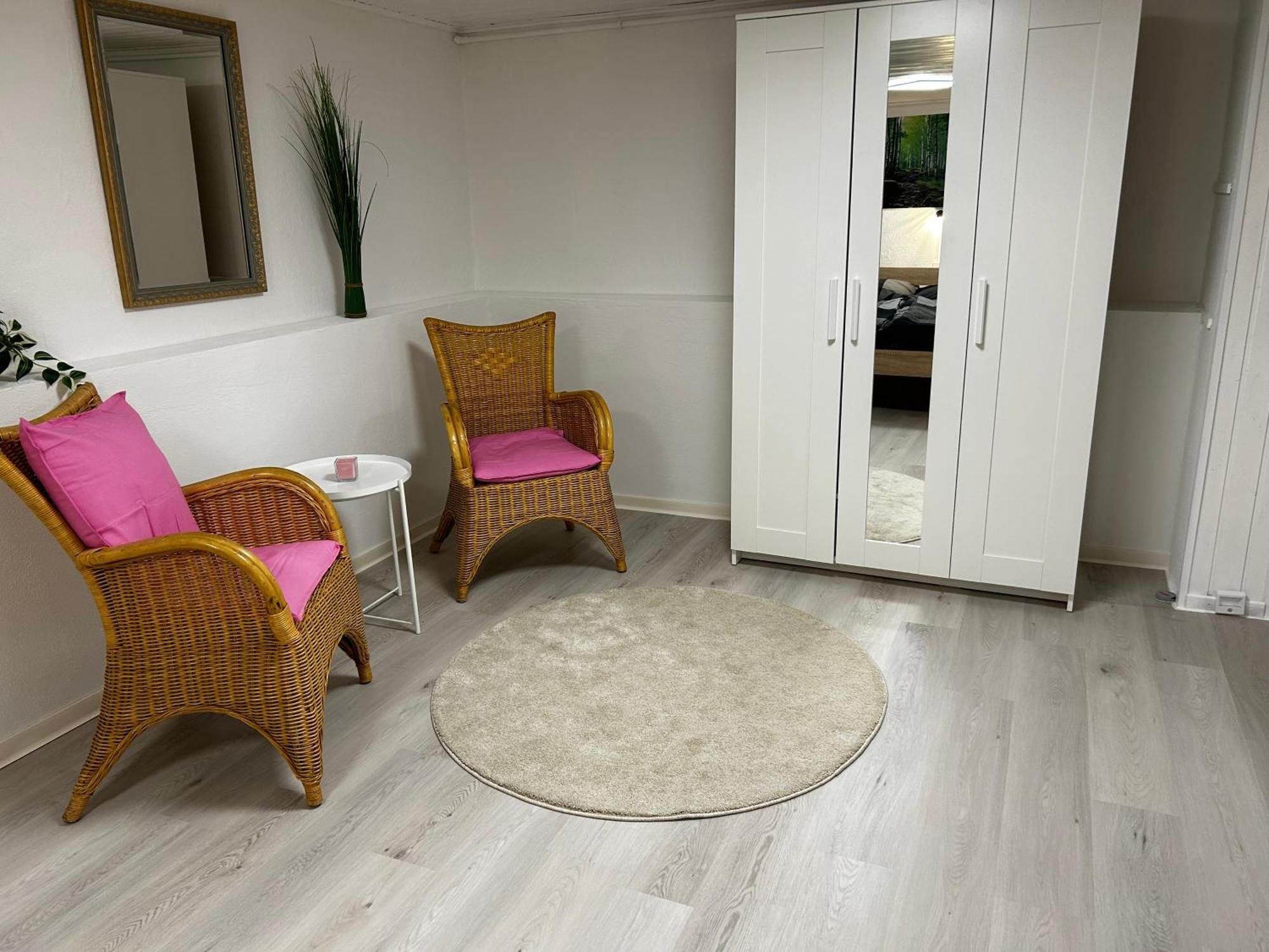 Guidos Place Souterrain Apartment Weissenthurm Exterior photo